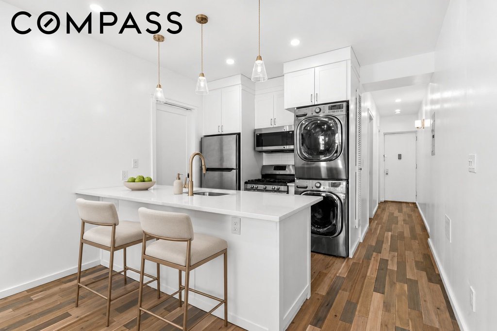 309 East Houston Street, Unit 4E photo 2