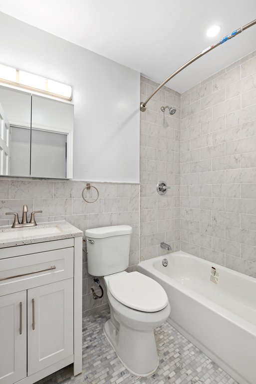 970 East 103rd Street – For Sale photo 11