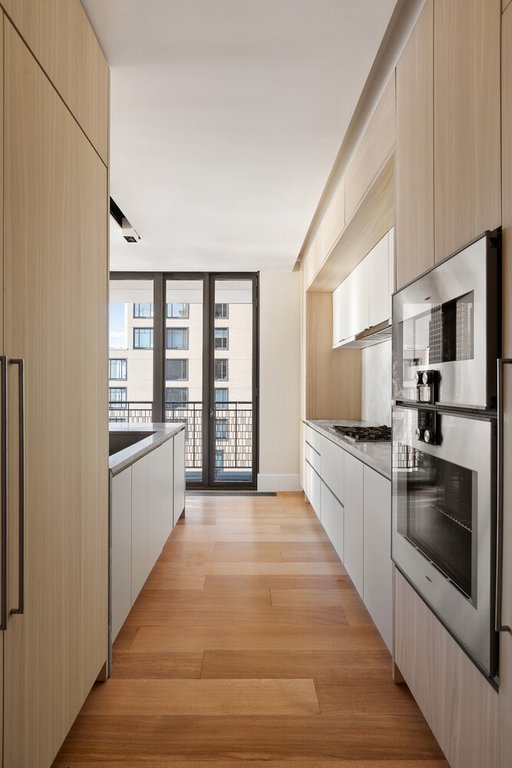 100 Vandam Street, Unit 15A photo 6