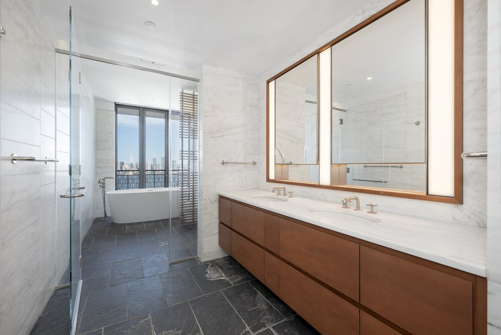 100 Vandam Street, Unit 15A photo 12