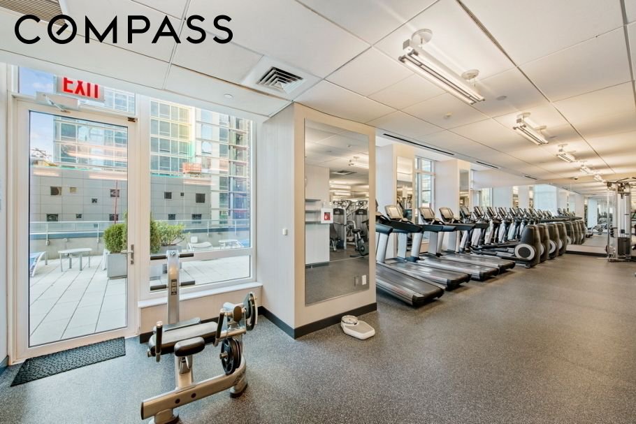 247 West 46th Street, Unit 1404 photo 16
