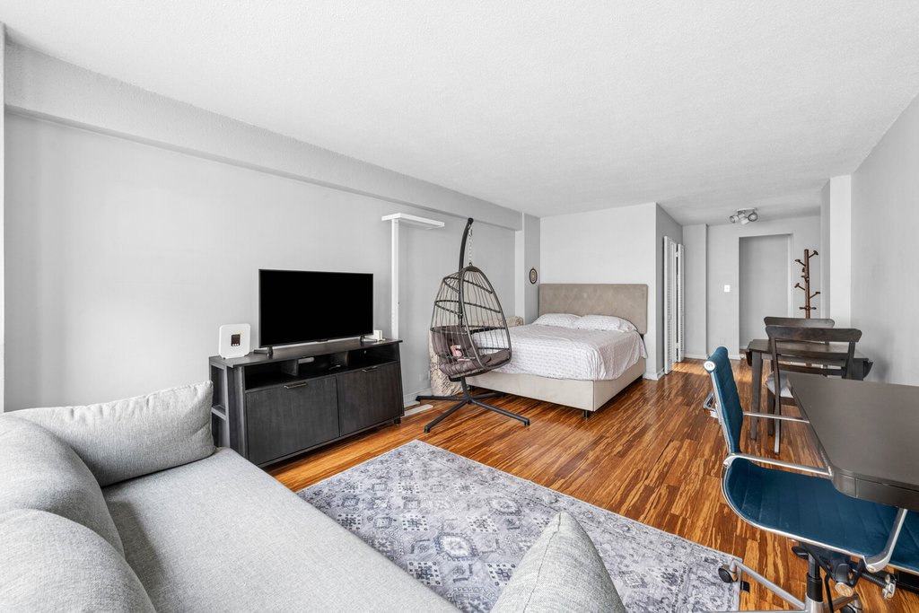 520 East 81st Street, Unit 9B photo 10