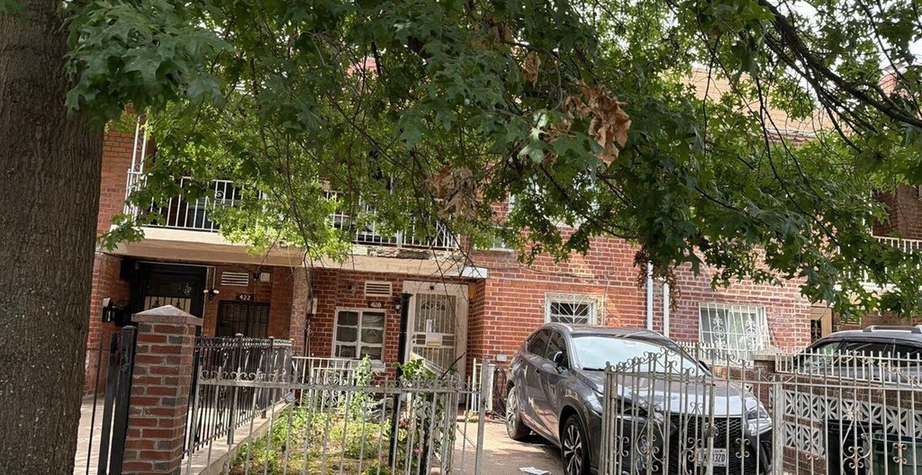 420 East 57th Street – For Sale photo 4
