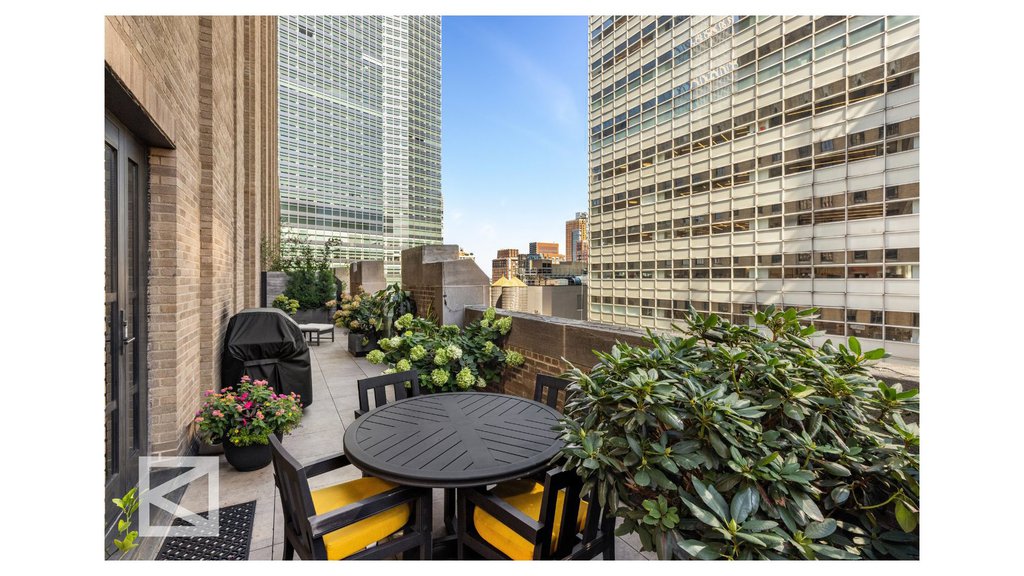100 Barclay Street, Unit 11F photo 8