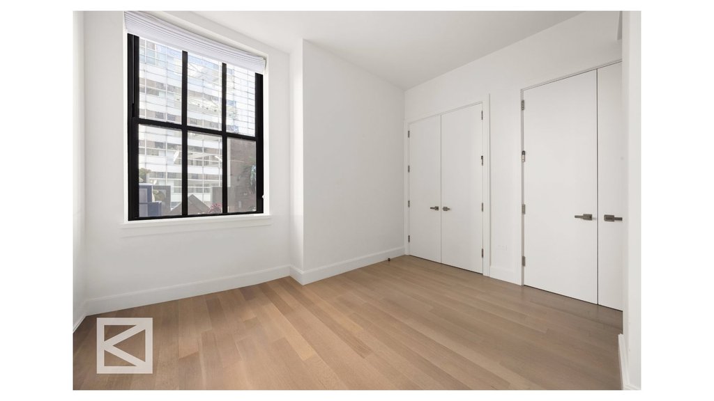 100 Barclay Street, Unit 11F photo 20