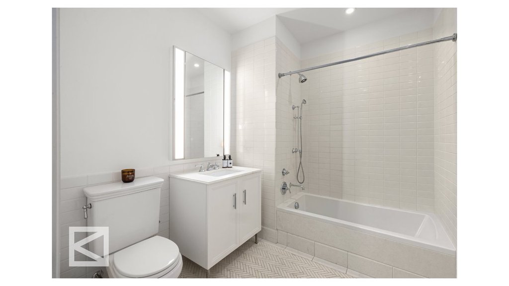 100 Barclay Street, Unit 11F photo 21
