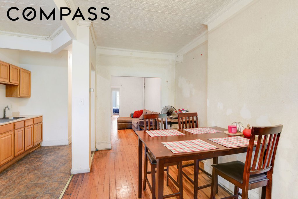 59-13 Linden Street – For Sale photo 4
