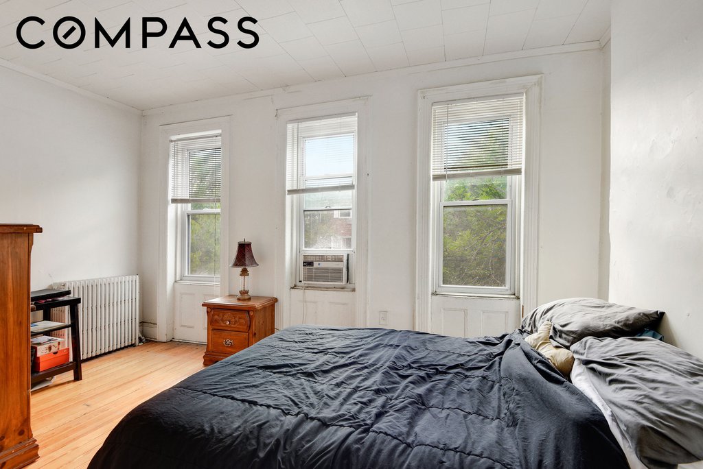 59-13 Linden Street – For Sale photo 5