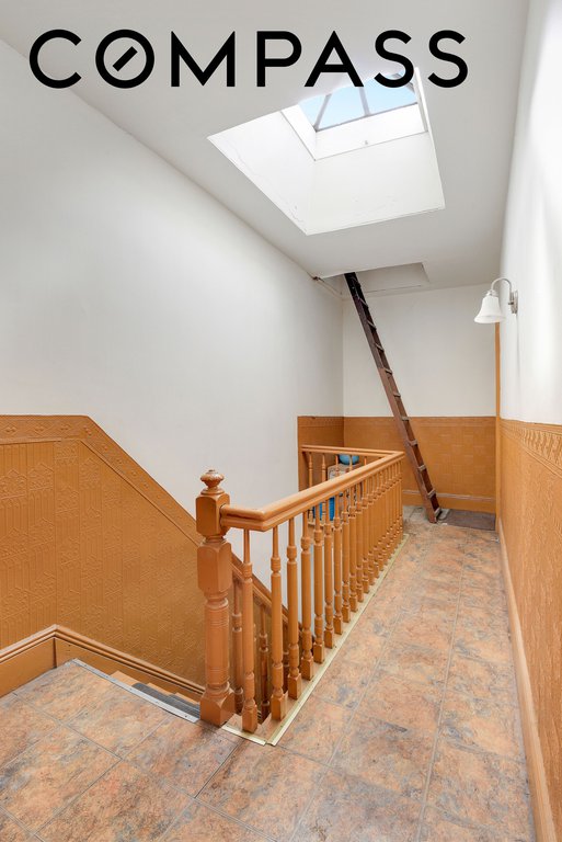 59-13 Linden Street – For Sale photo 7
