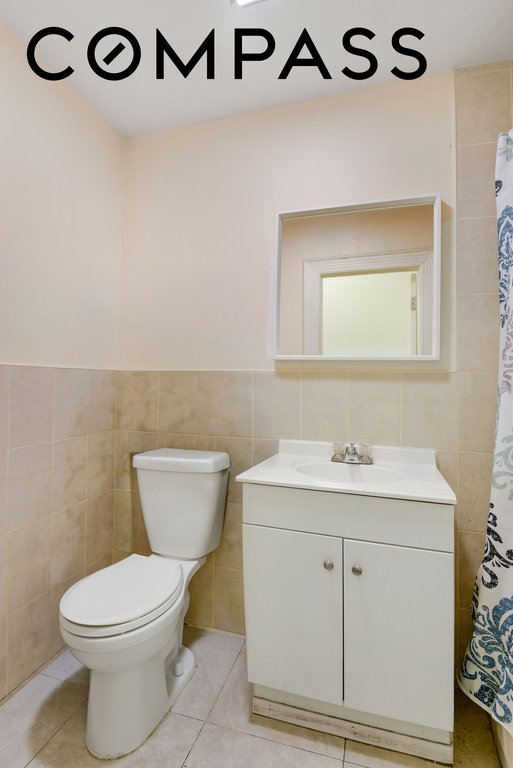 59-13 Linden Street – For Sale photo 9