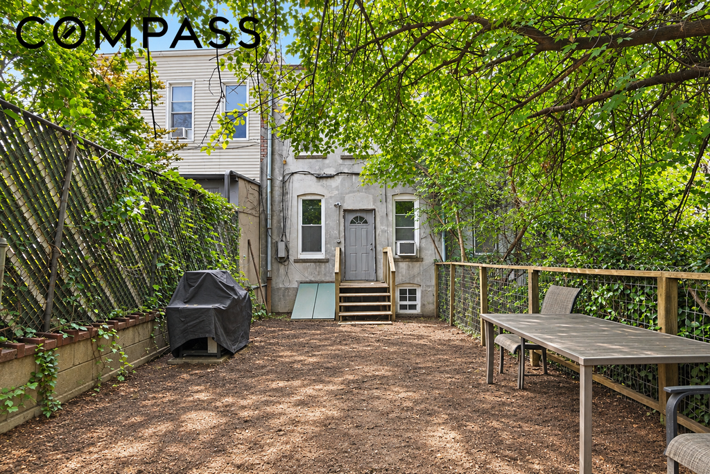 59-13 Linden Street – For Sale photo 11