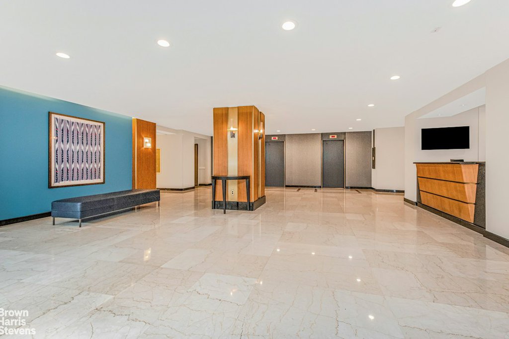 2500 Johnson avenue, Unit 12N photo 2