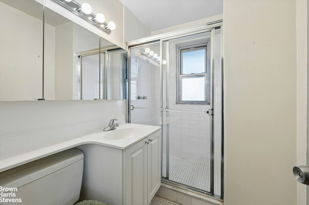 2500 Johnson avenue, Unit 12N photo 8