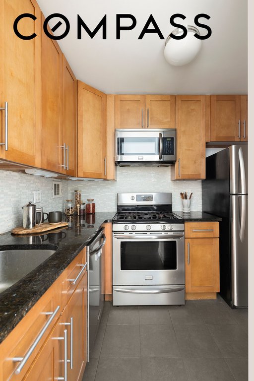 96 Schermerhorn Street, Unit 10H photo 5
