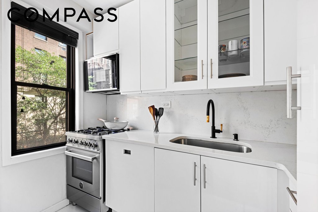 120 East 90th Street, Unit 3F photo 3