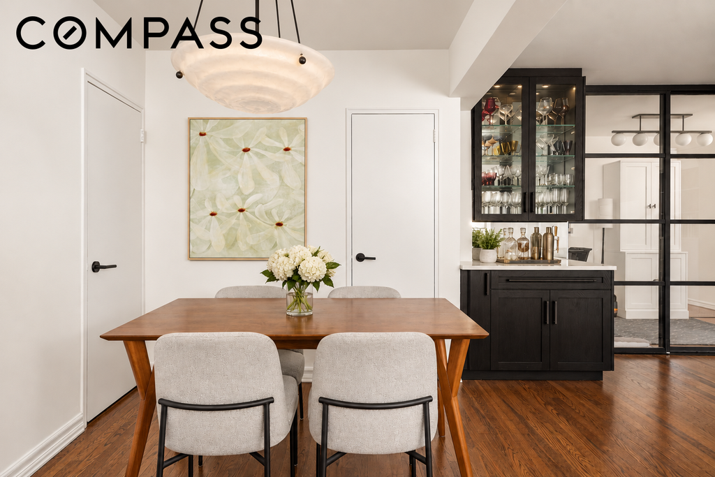 60 East 9th Street, Unit 528 photo 3