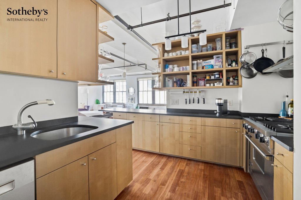 11 West 30th Street, Unit 10R photo 4