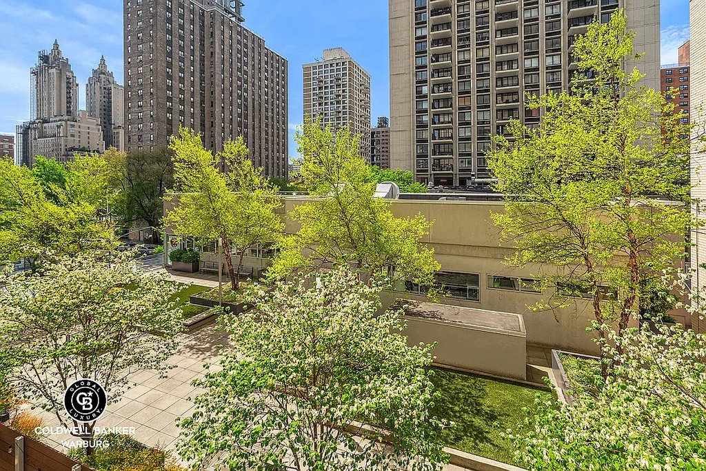 100 West 93rd Street, Unit 21J photo 9
