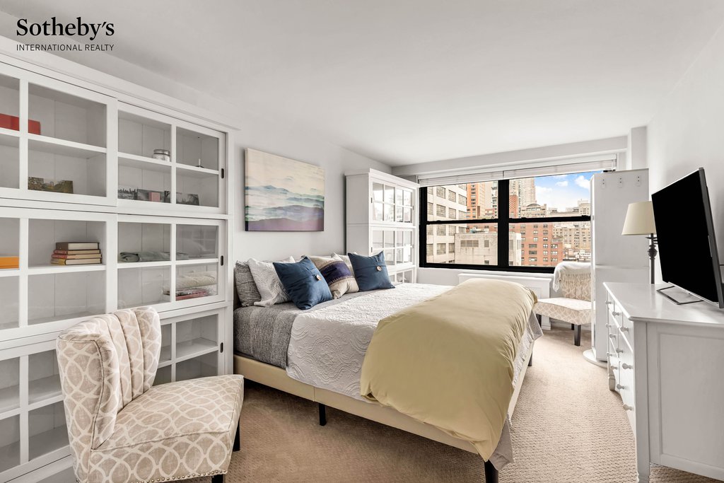 225 East 57th Street, Unit 11L photo 8