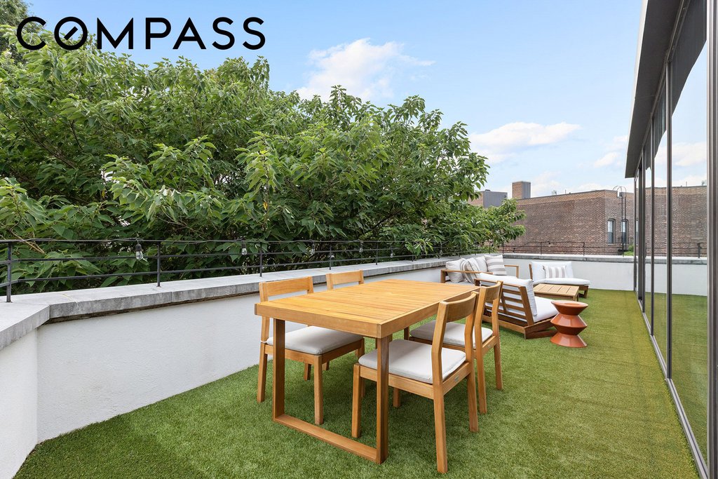 280 Saint Marks Avenue, Unit PHF photo 3