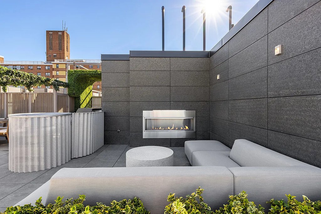 208 Delancey Street, Unit 4G photo 9