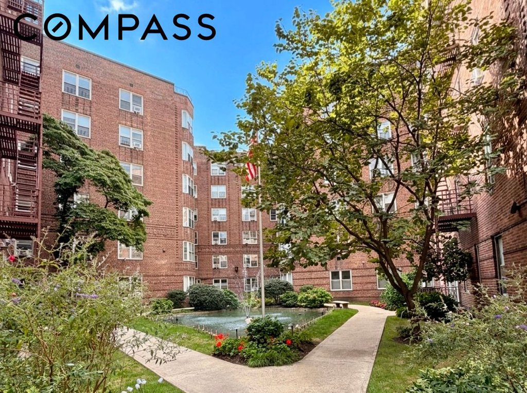 73-12 35th Avenue, Unit D53 photo 17