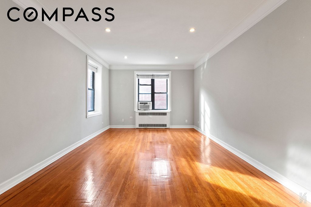 25-40 31st Avenue, Unit 6E photo 4