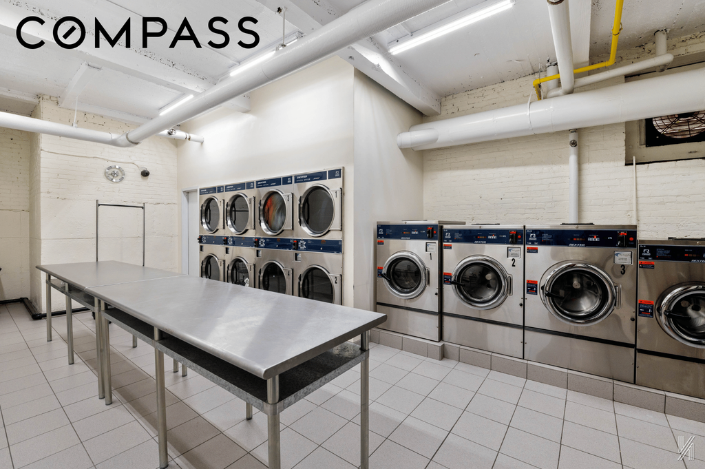 25-40 31st Avenue, Unit 6E photo 19
