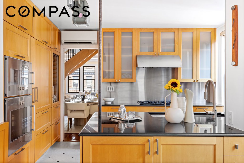 114 East 84th Street, Unit PHA photo 5