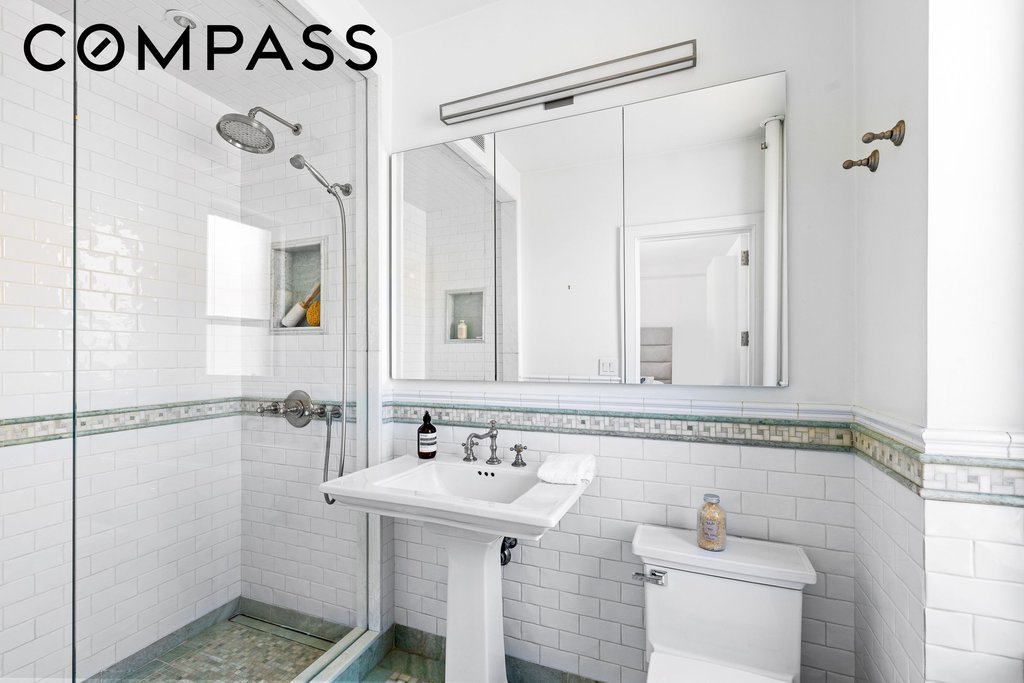 114 East 84th Street, Unit PHA photo 9