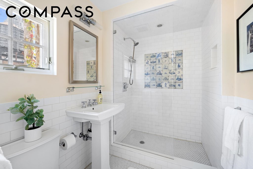 114 East 84th Street, Unit PHA photo 15