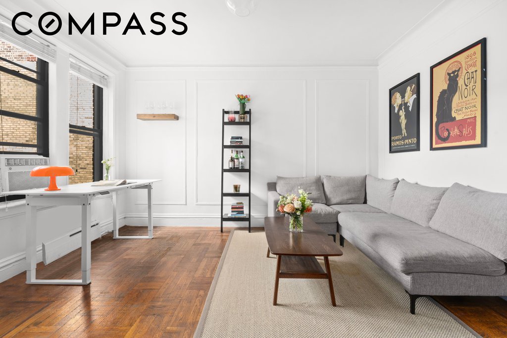 205 East 10th Street, Unit 6E photo 2