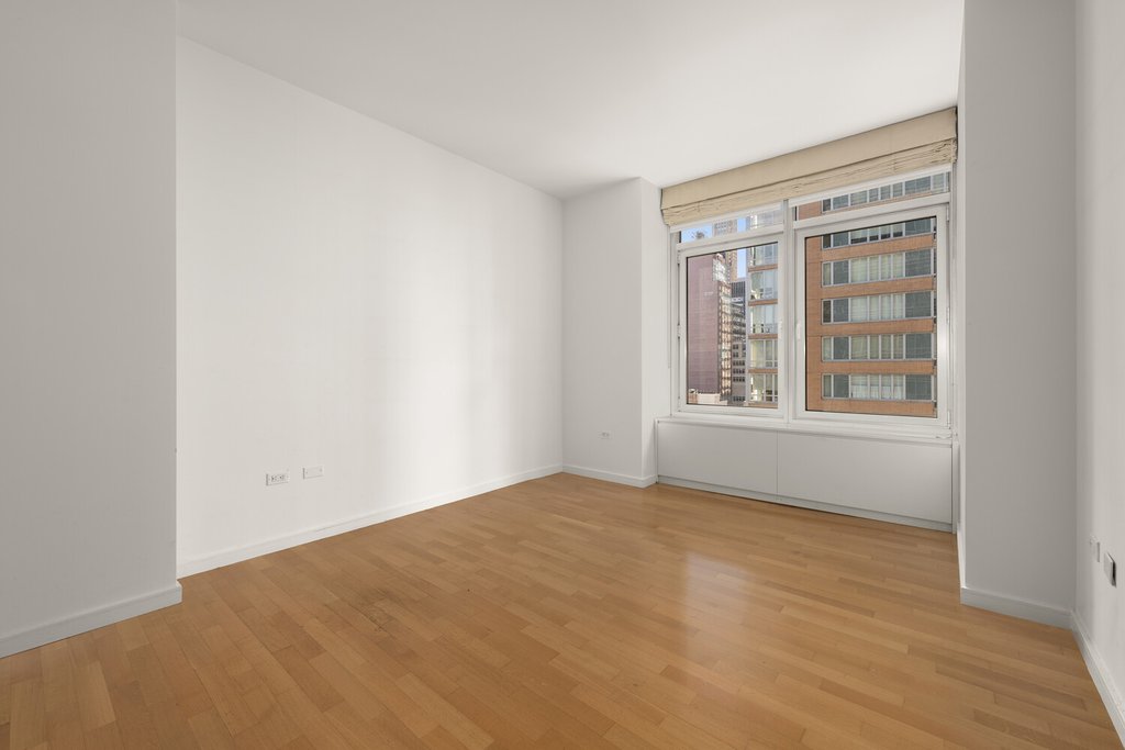 310 East 53rd Street, Unit 11B photo 8