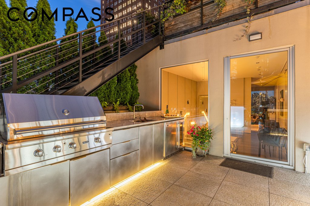 42 White Street, Unit PH photo 21