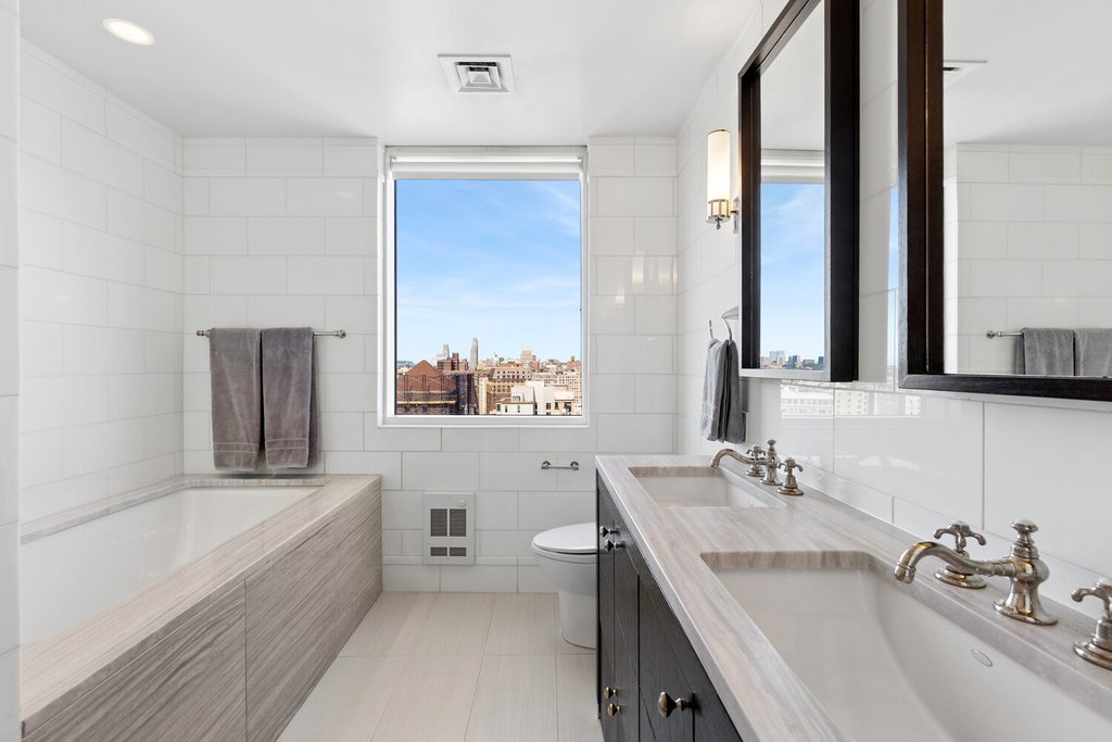 2628 Broadway, Unit 22A photo 6