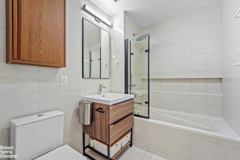 37-28 30th Street, Unit 7B photo 9