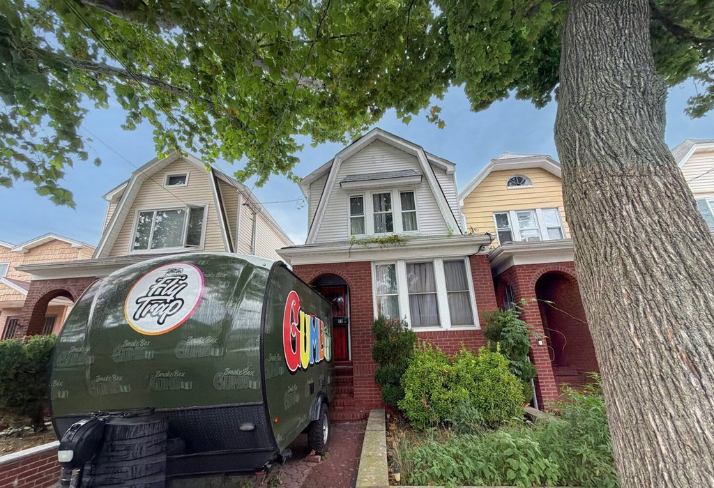 1099 East 43rd Street – For Sale