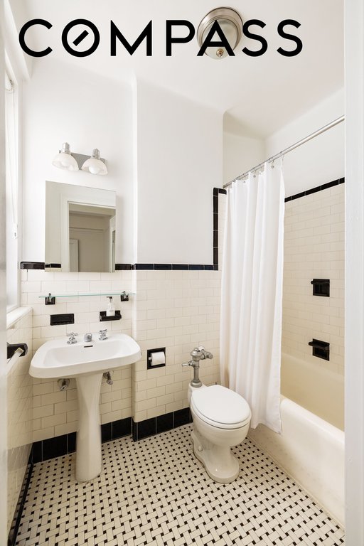 50 Riverside Drive, Unit 15F photo 9