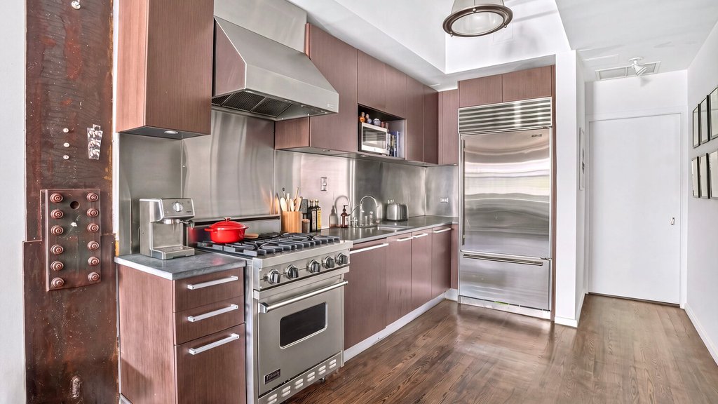 195 Bowery, Unit 5E photo 4