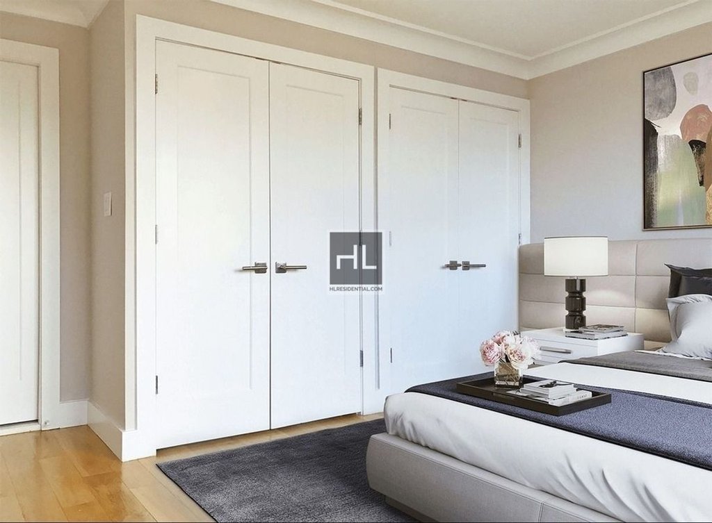 50 West 97th Street, Unit 11R photo 4