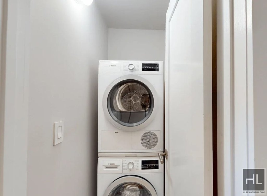 50 West 97th Street, Unit 11R photo 5