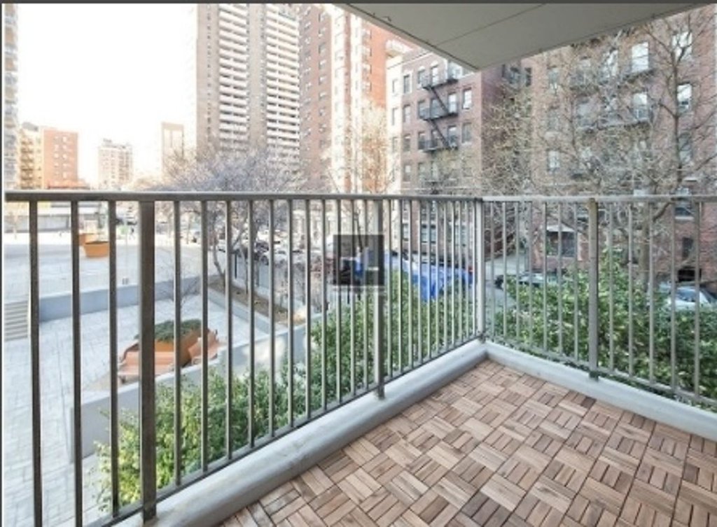50 West 97th Street, Unit 11R photo 6
