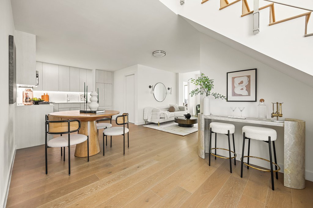 379 Ocean Parkway, Unit PHB photo 2
