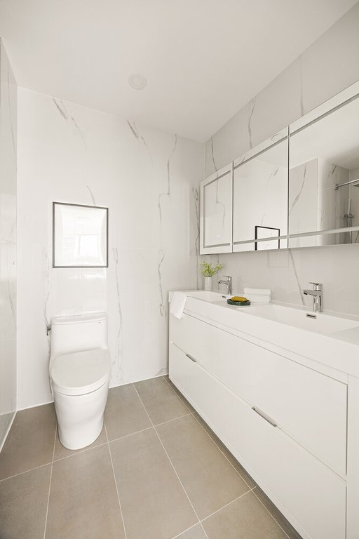 379 Ocean Parkway, Unit PHB photo 11