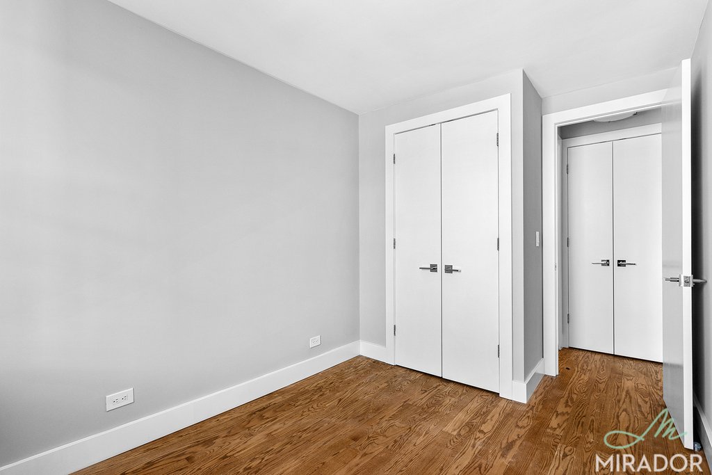 330 East 39th Street, Unit 16D photo 7