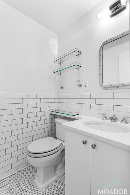 330 East 39th Street, Unit 16D photo 9