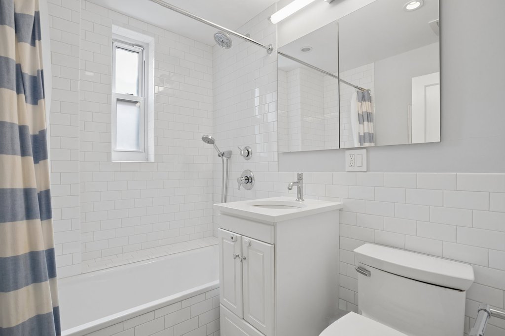 103 East 84th Street, Unit 8C photo 9