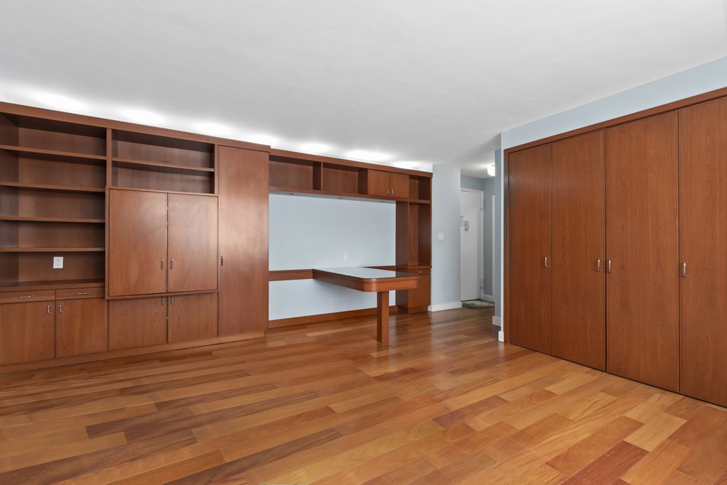 139 East 33rd Street, Unit 9N photo 7