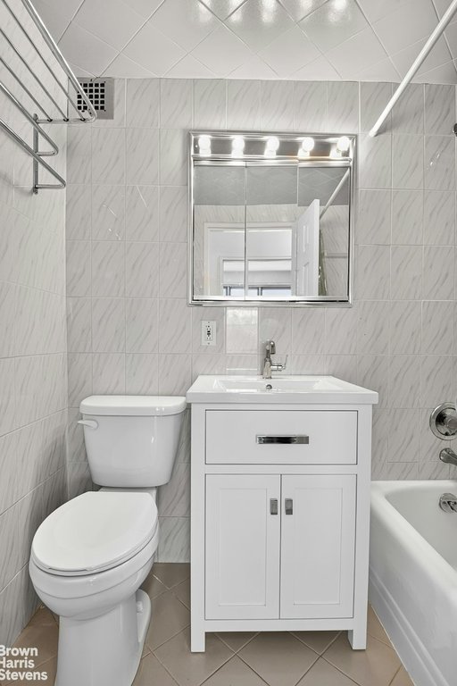 444 East 75th Street, Unit 15B photo 10