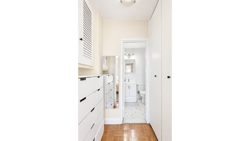 444 East 75th Street, Unit 17E photo 8